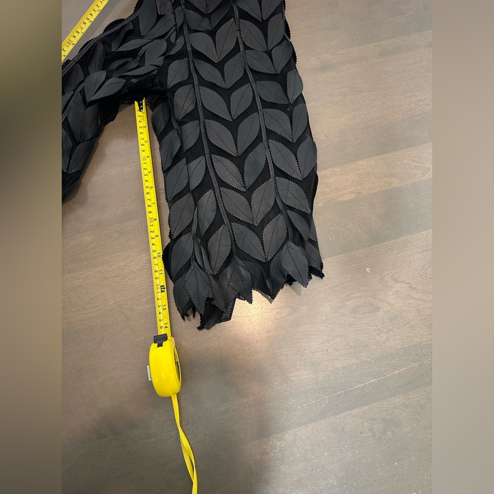 Chic Black Leaf Pattern Leather Jacket - image 5